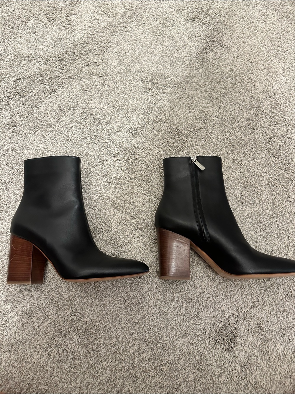 Gabriela Hearst size 39.5 Rio Black Leather Ankle Boots with Brown Stacked Heel